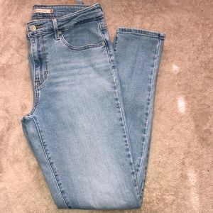 Light wash jeans